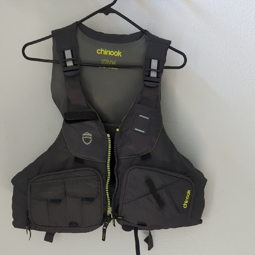 Nrs Chinook Gray Life Vest with Pockets